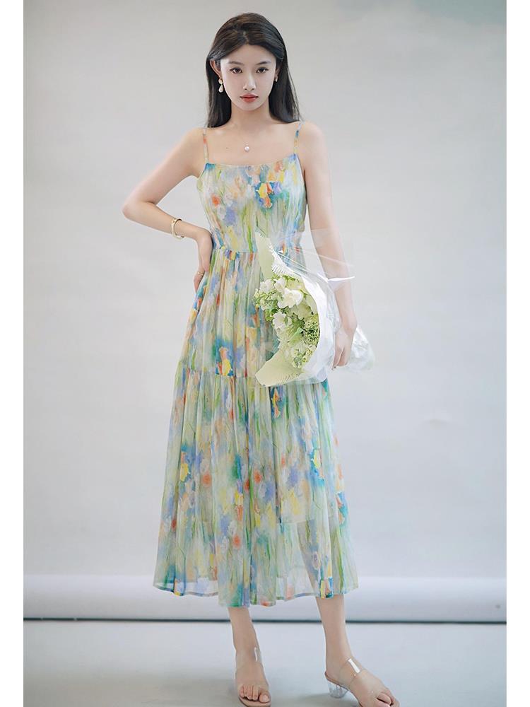 Akatonbo Beautiful Hepburn Style Green Shivering Strap Dress For Women