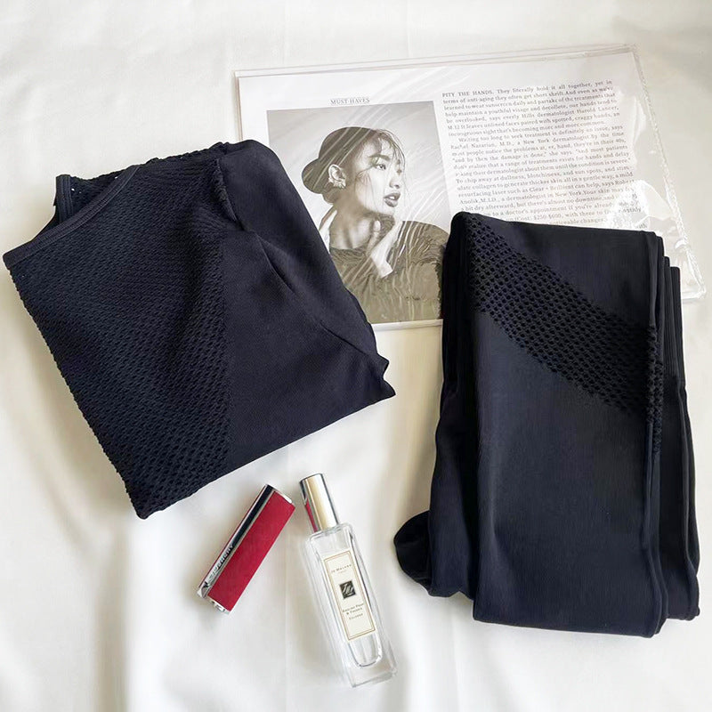 Conjunto de yoga y ropa deportiva