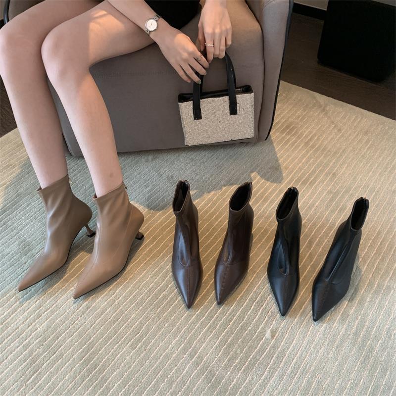 Ladies New Vintage Pointed Toe Back Zip Shoes