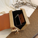 Women Shoulder bags Wicker