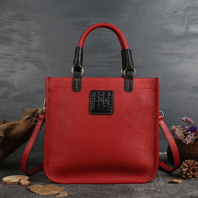 Leather shoulder bag