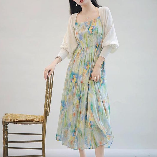 Akatonbo Beautiful Hepburn Style Green Shivering Strap Dress For Women
