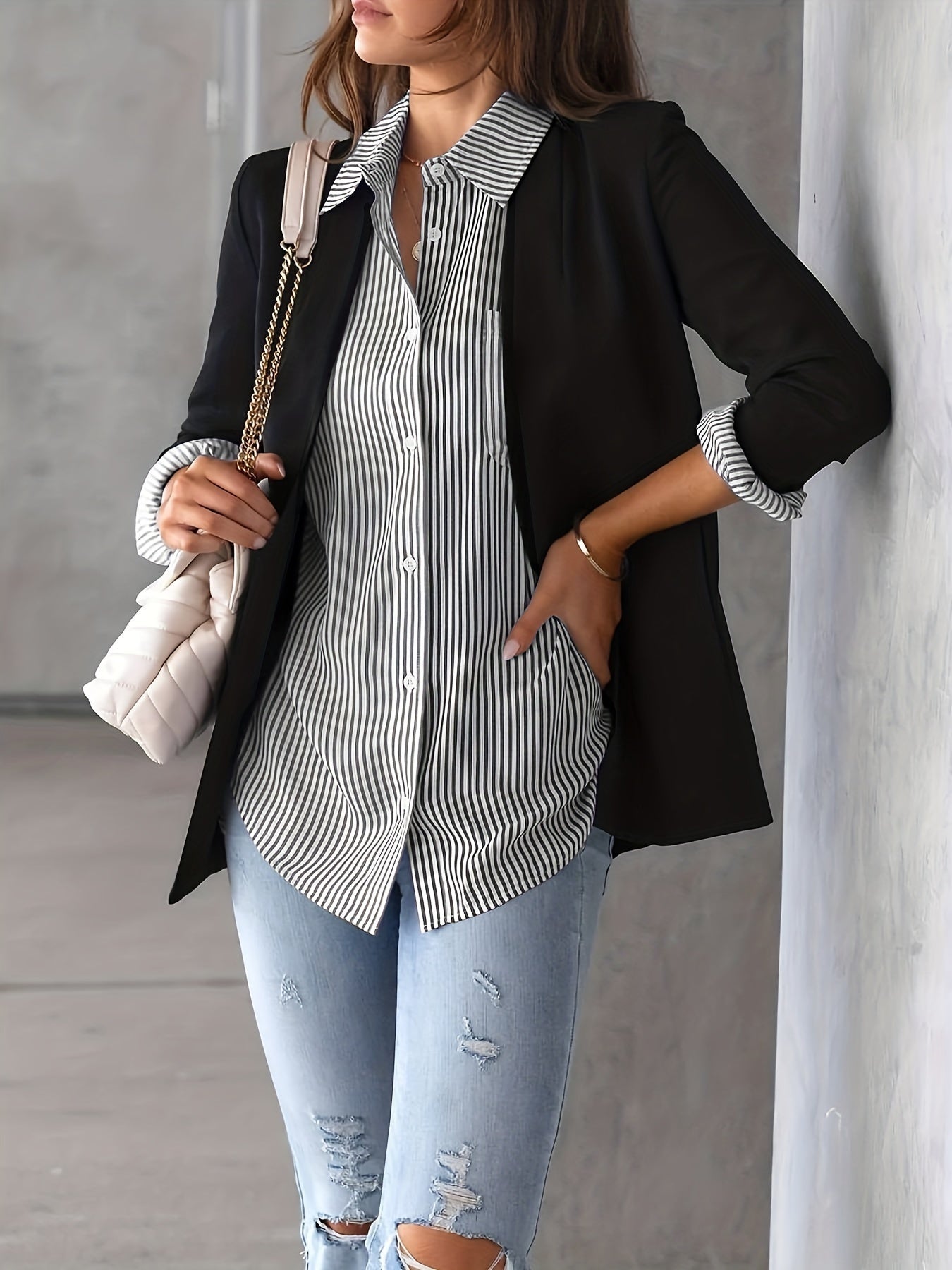 Classic Striped Casual, Business, Versatile Four Seasons Can Wear A Long-sleeved Shirt.