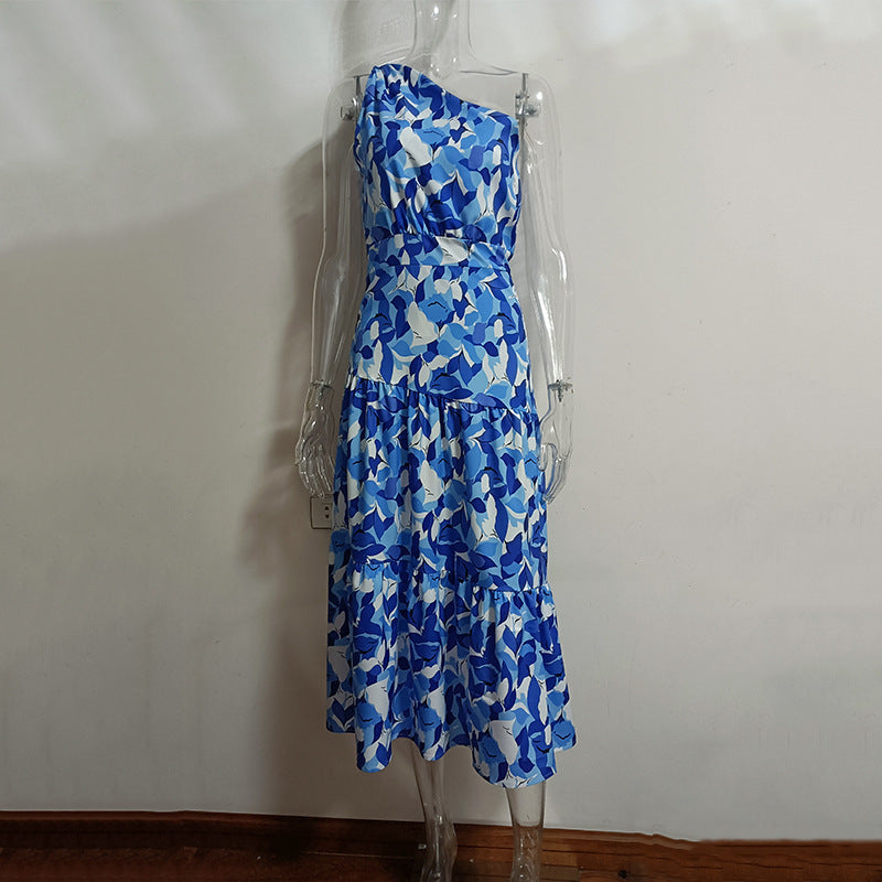 Summer Sloping Shoulder Backless Dress
