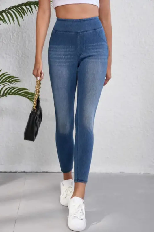 Shop High-Waisted Skinny Jeans - Women's Fashion | Akatonbo