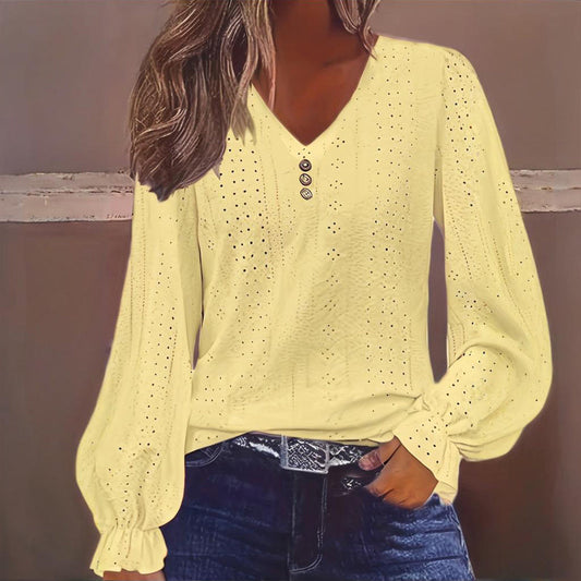 Plus Size Women's V-Neck Lantern Sleeve Lace Blouse
