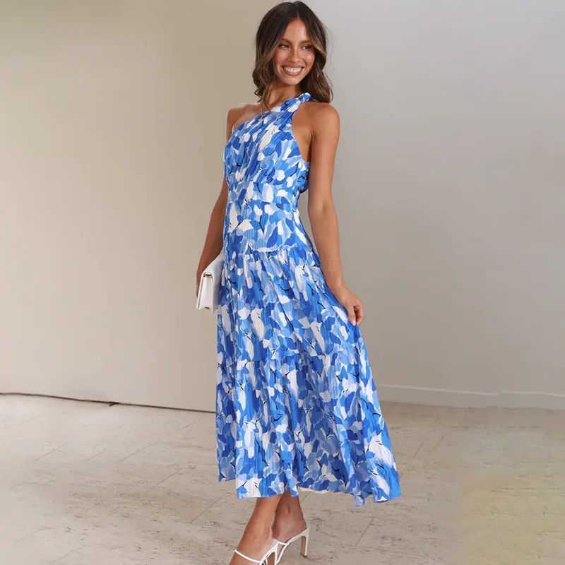 Summer Sloping Shoulder Backless Dress