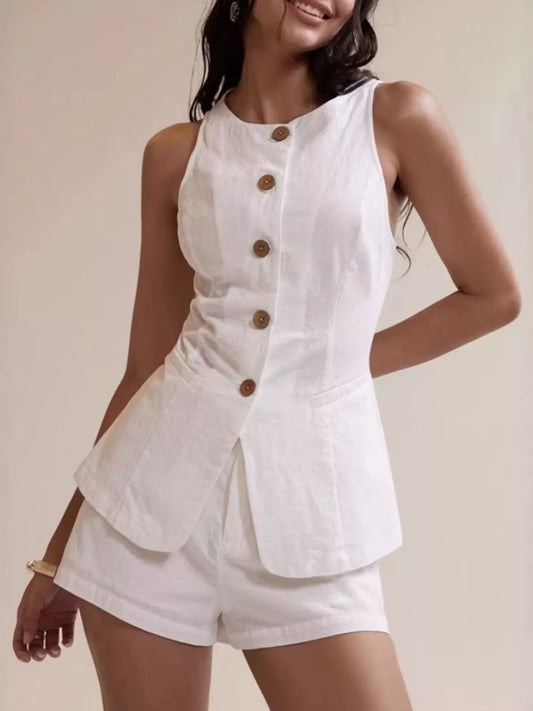 Shop Button-Down Sleeveless Top and Shorts Set - Women's Fashion | Akatonbo