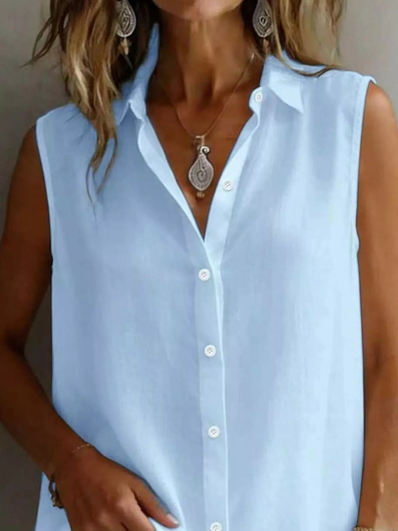 Shop Sleeveless Button-Down Shirt - Women's Fashion | Akatonbo