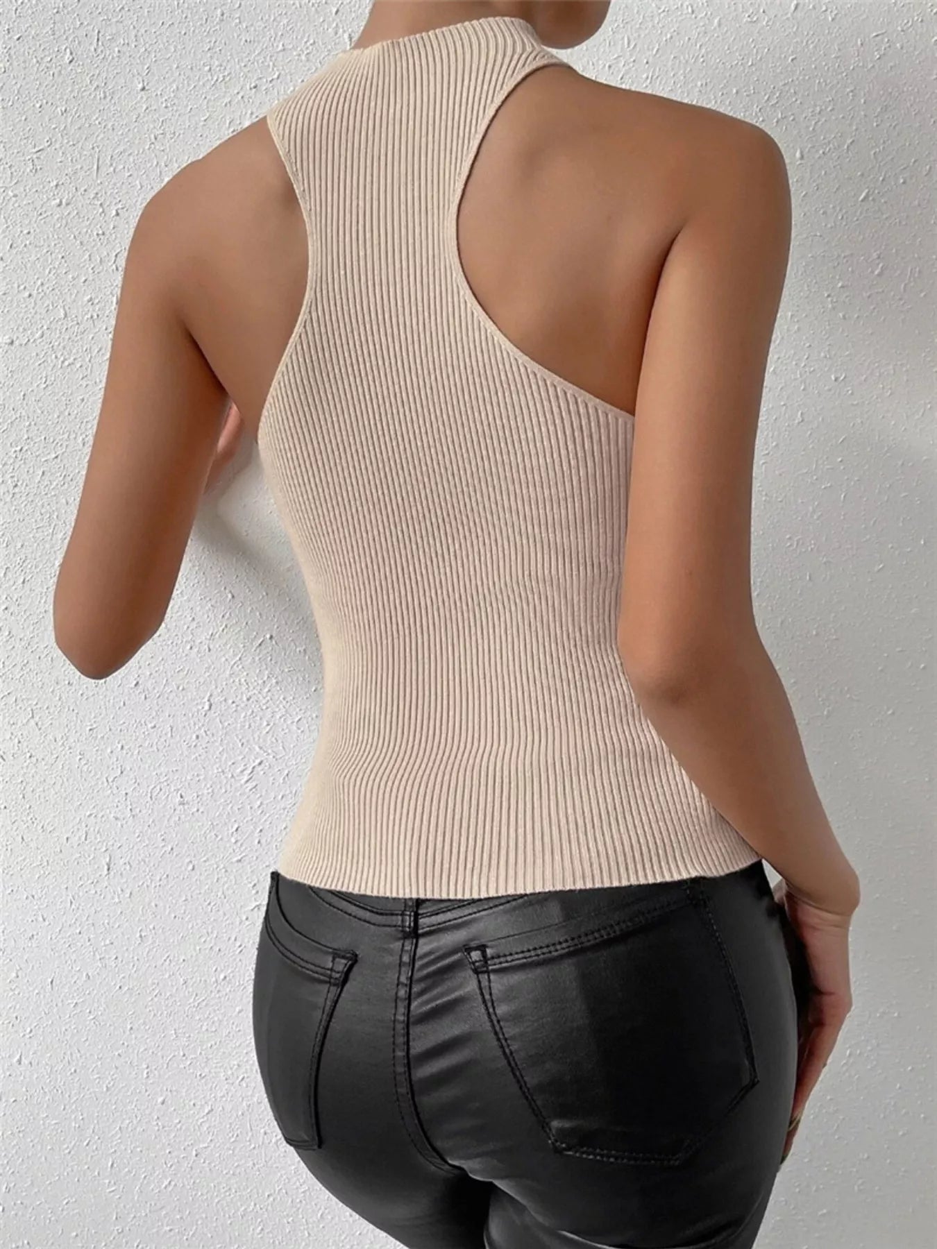 Shop Ribbed Knit Halter Neck Cami - Women's Fashion | Akatonbo
