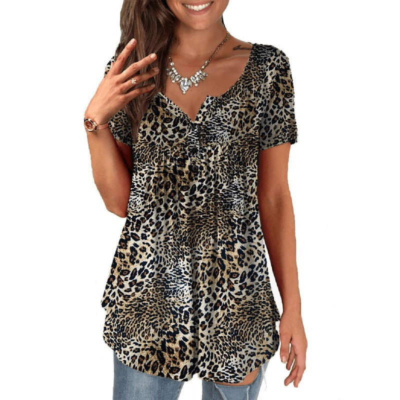 Women's Loose Fitting Floral Top. Short Sleeve For Spring and Summer