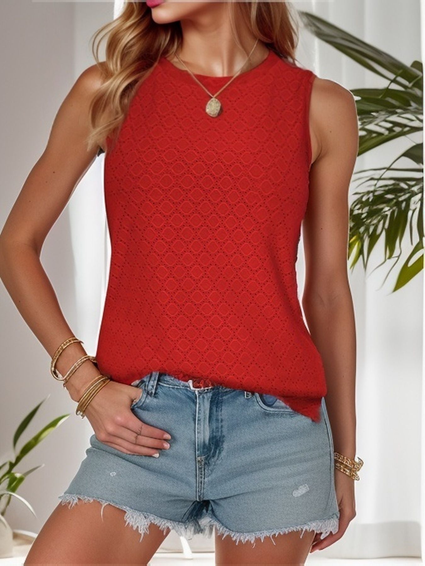 Fun sleeveless Tops