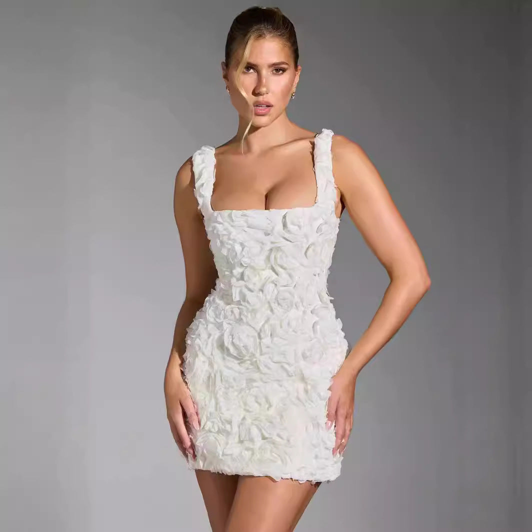 Robe bustier élégante blanche à fleurs pour femme
