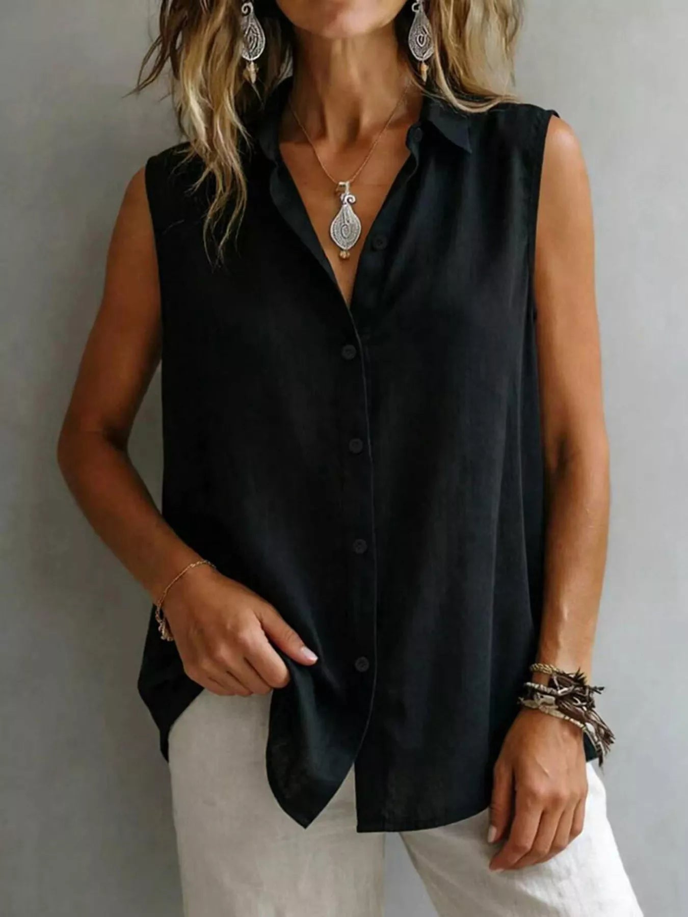 Shop Sleeveless Button-Down Shirt - Women's Fashion | Akatonbo