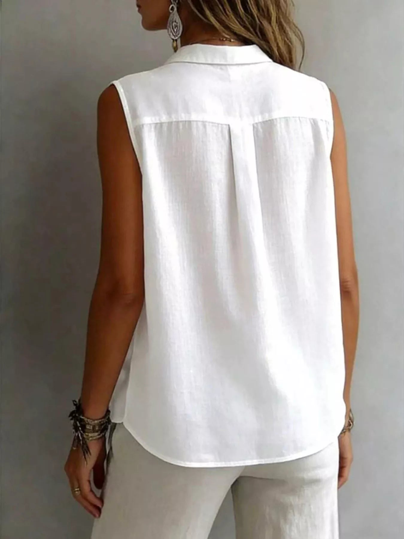 Shop Sleeveless Button-Down Shirt - Women's Fashion | Akatonbo