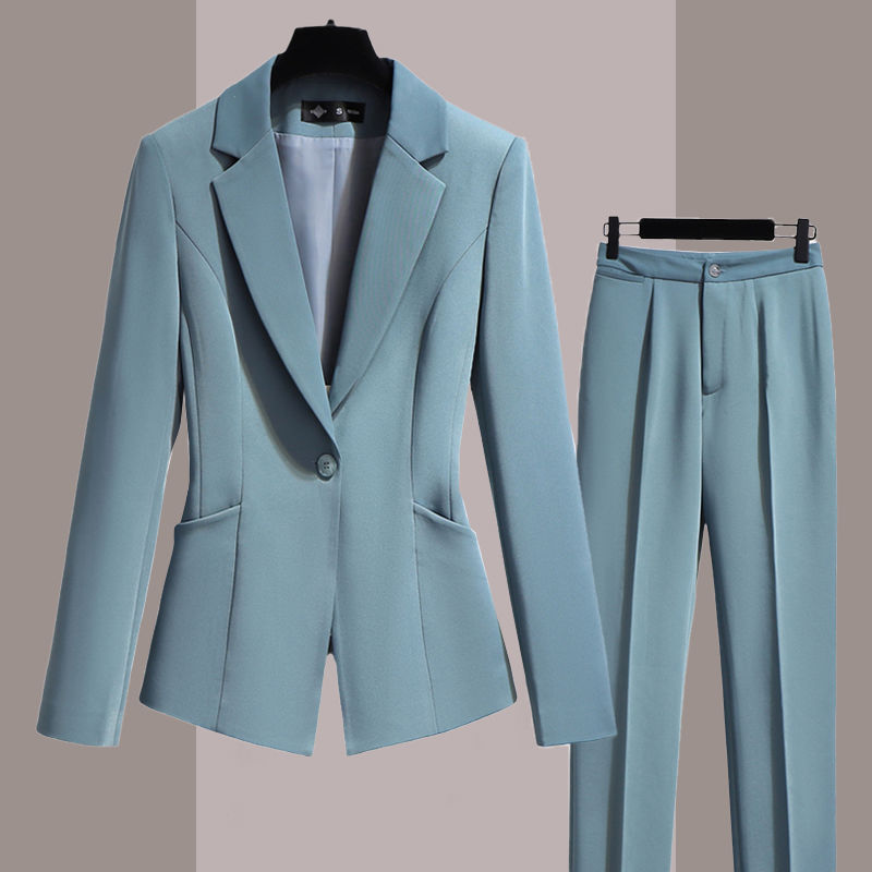 Conjunto de falda y traje profesional para mujer