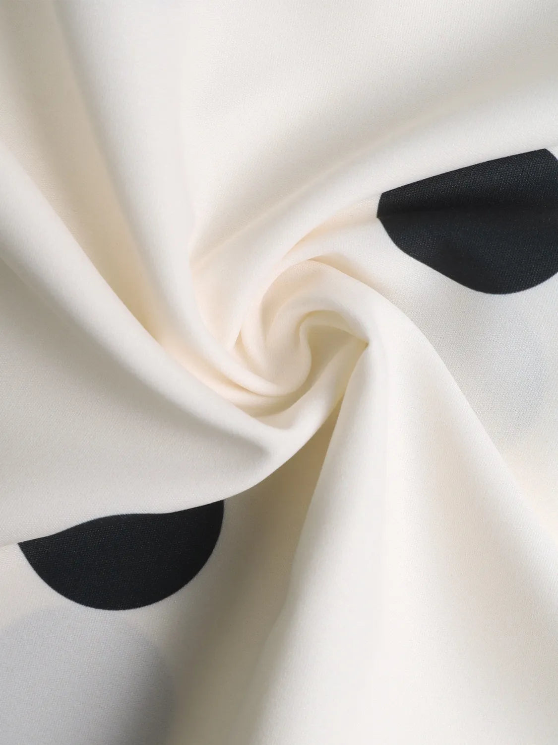 Shop Polka Dot Skirt - Women's Fashion | Akatonbo
