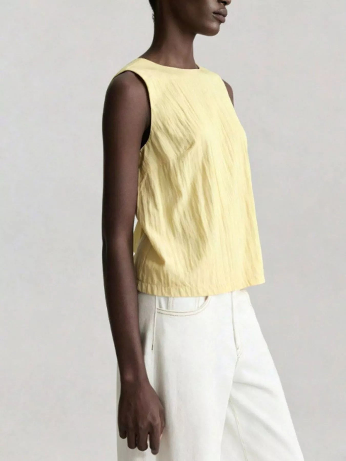 Shop Textured Round Neck Tank - Women's Fashion | Akatonbo