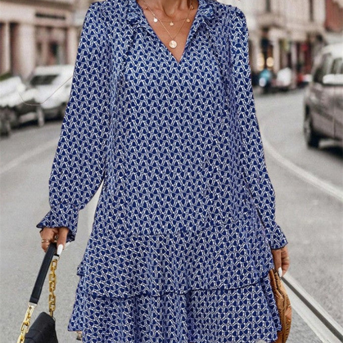 Robe bohème imprimée col V avec lacets et manches longues