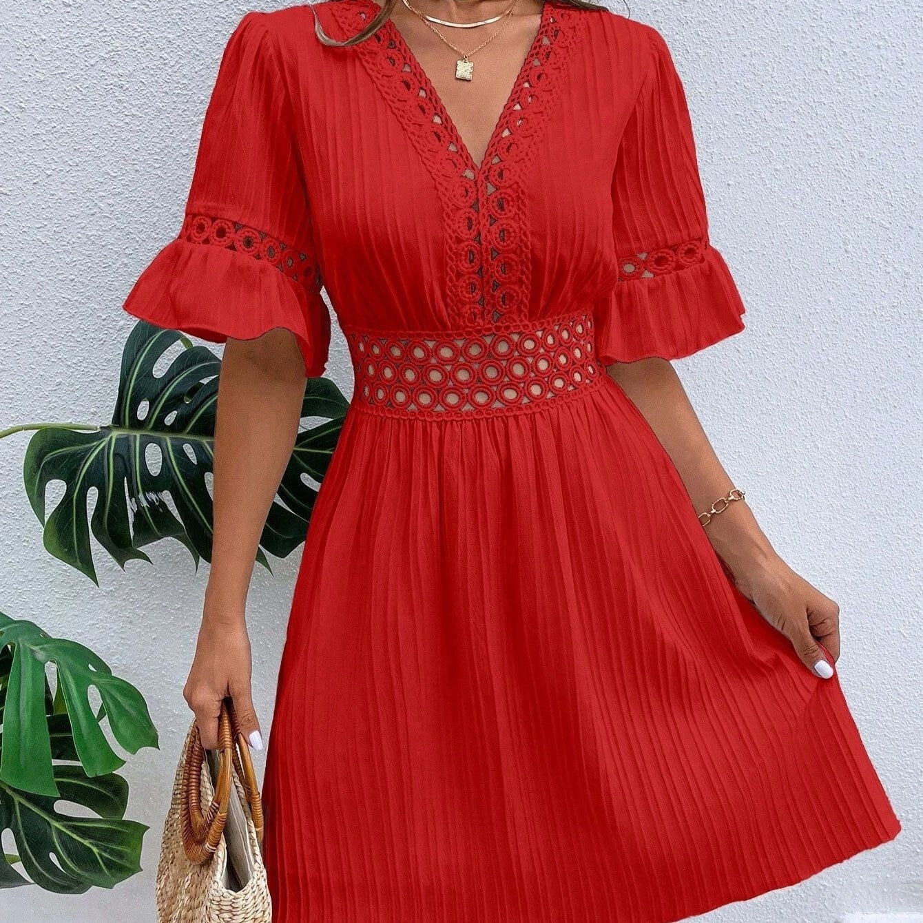 Vestido corto de verano y primavera con cuello en V y cordones