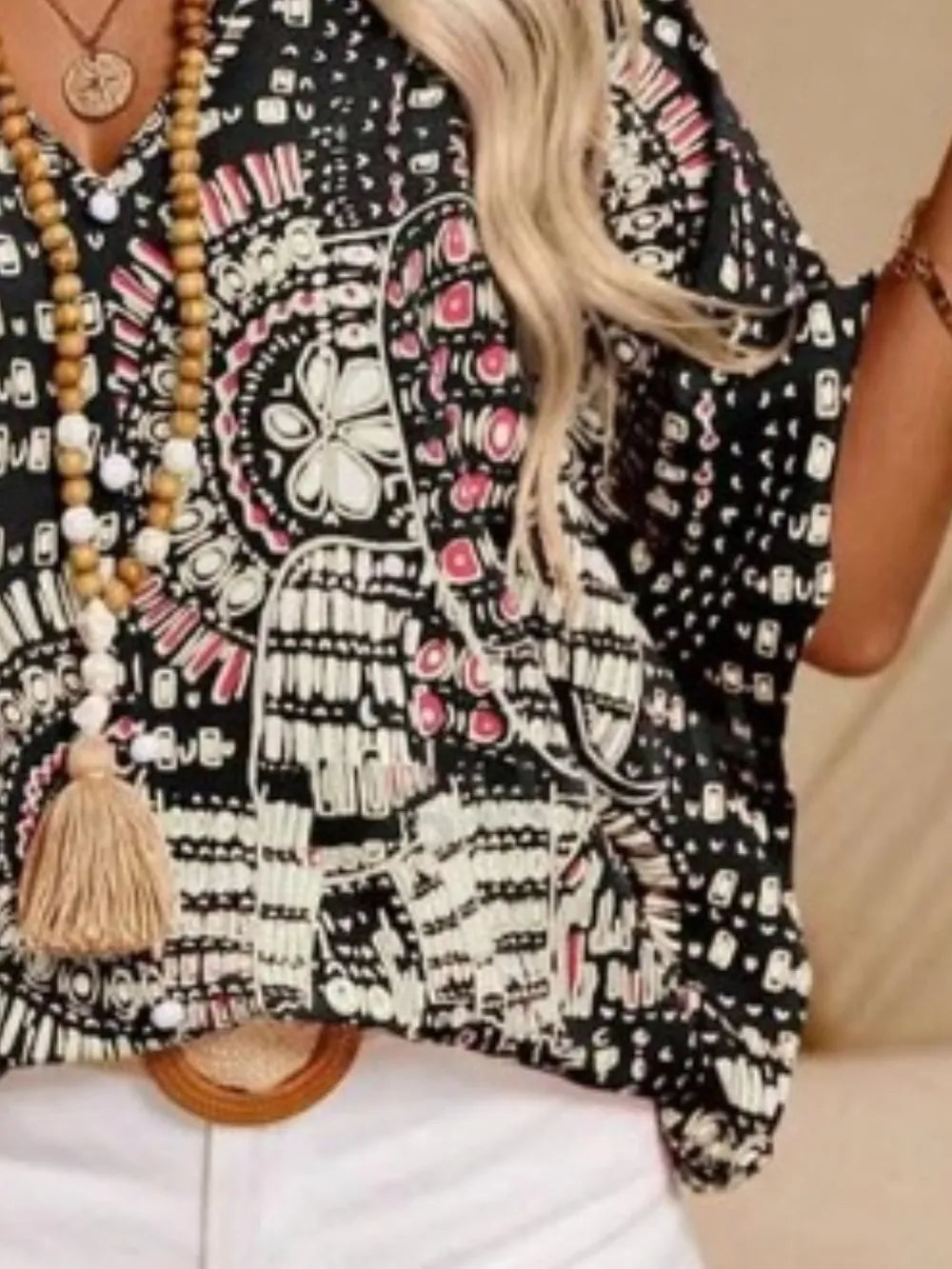 Shop Printed V-Neck Half Sleeve Top - Women's Fashion | Akatonbo
