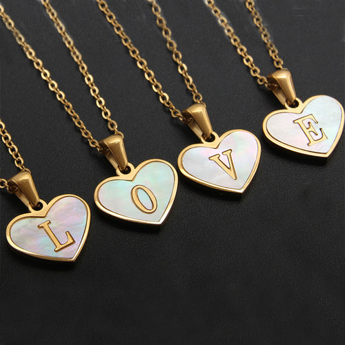 26 Letter Heart-shaped Necklace White Shell Love Clavicle Chain Fashion Personalized Necklace For Women Jewelry Valentine's Day