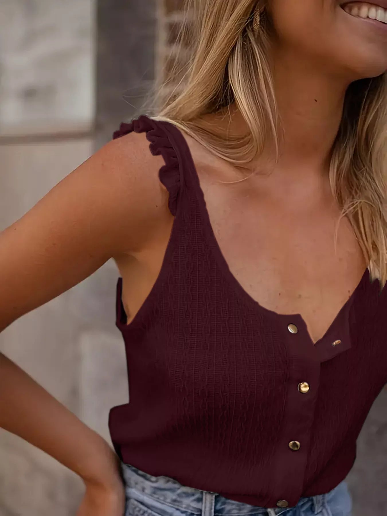 Shop Textured Button-Up Tank - Women's Fashion | Akatonbo
